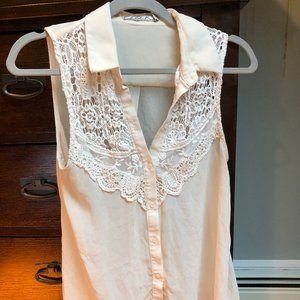 Chloe K White Sleeveless Blouse with Lace